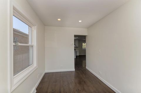 Tiny photo for 6218 W Foster Avenue, Chicago, IL 60630 (MLS # 12649343)