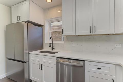 Tiny photo for 6218 W Foster Avenue, Chicago, IL 60630 (MLS # 12649343)