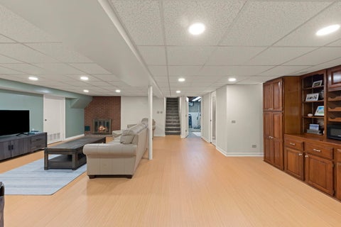 Tiny photo for 805 Walnut Avenue, St. Charles, IL 60174 (MLS # 12736070)