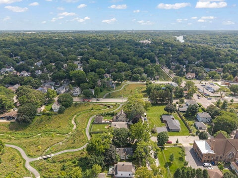 Tiny photo for 805 Walnut Avenue, St. Charles, IL 60174 (MLS # 12736070)