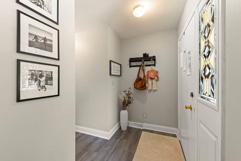Tiny photo for 805 Walnut Avenue, St. Charles, IL 60174 (MLS # 12736070)