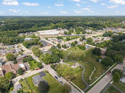 Tiny photo for 805 Walnut Avenue, St. Charles, IL 60174 (MLS # 12736070)