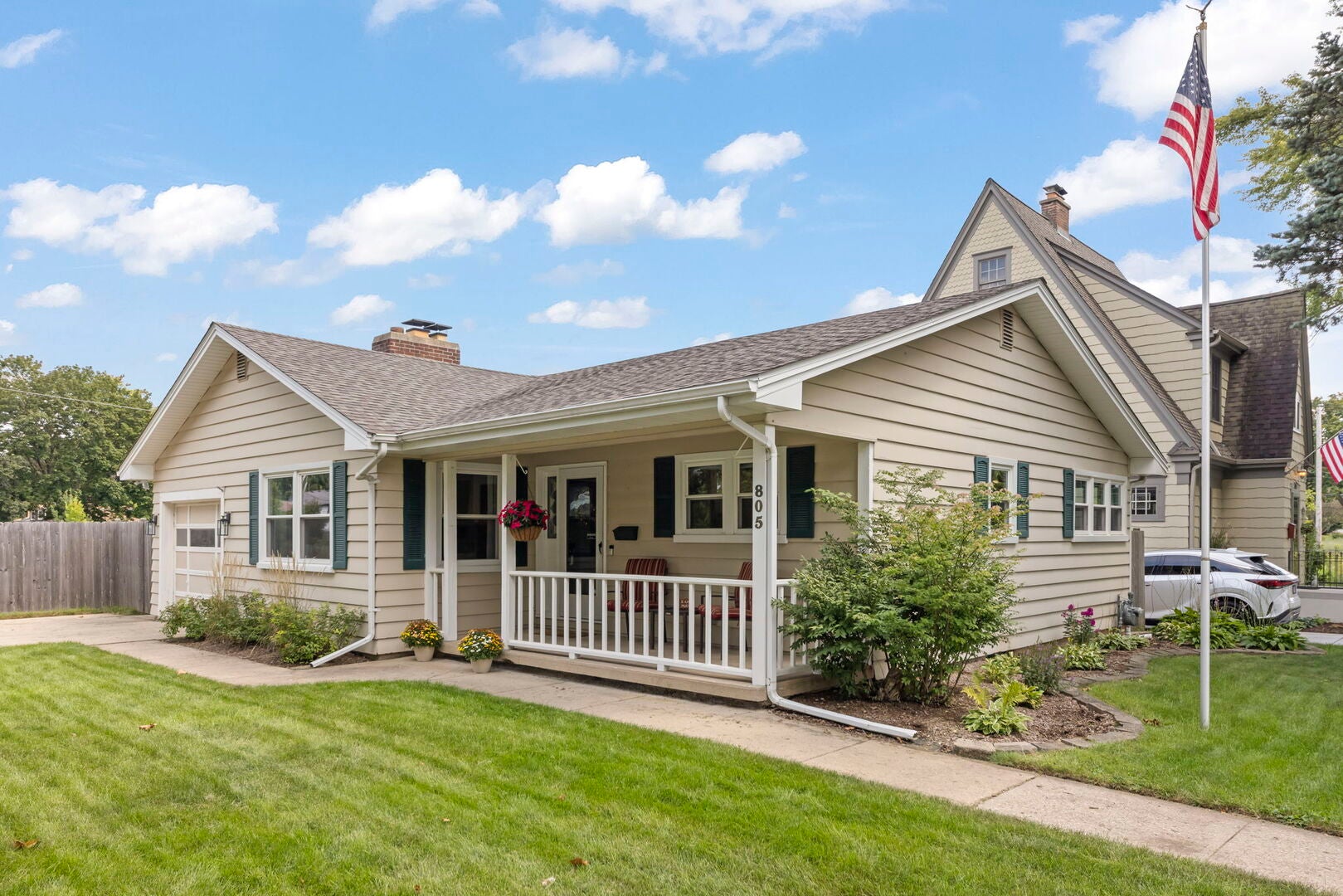 805 Walnut Avenue