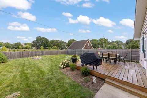 Tiny photo for 805 Walnut Avenue, St. Charles, IL 60174 (MLS # 12736070)