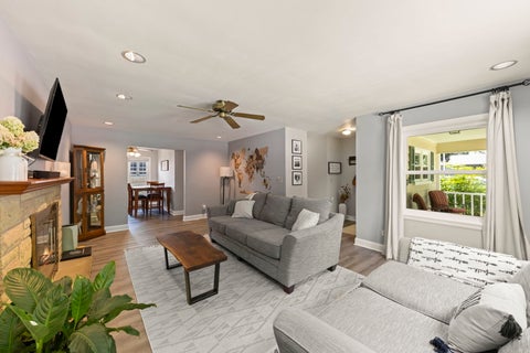 Tiny photo for 805 Walnut Avenue, St. Charles, IL 60174 (MLS # 12736070)