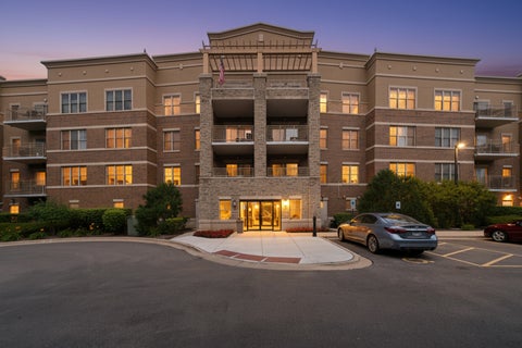 Tiny photo for 105 Lakeview Drive #209, Bloomingdale, IL 60108 (MLS # 12700995)