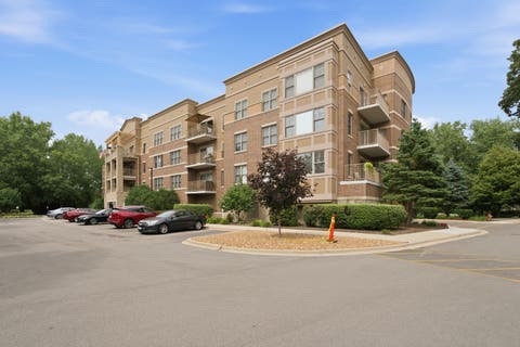 Tiny photo for 105 Lakeview Drive #209, Bloomingdale, IL 60108 (MLS # 12700995)