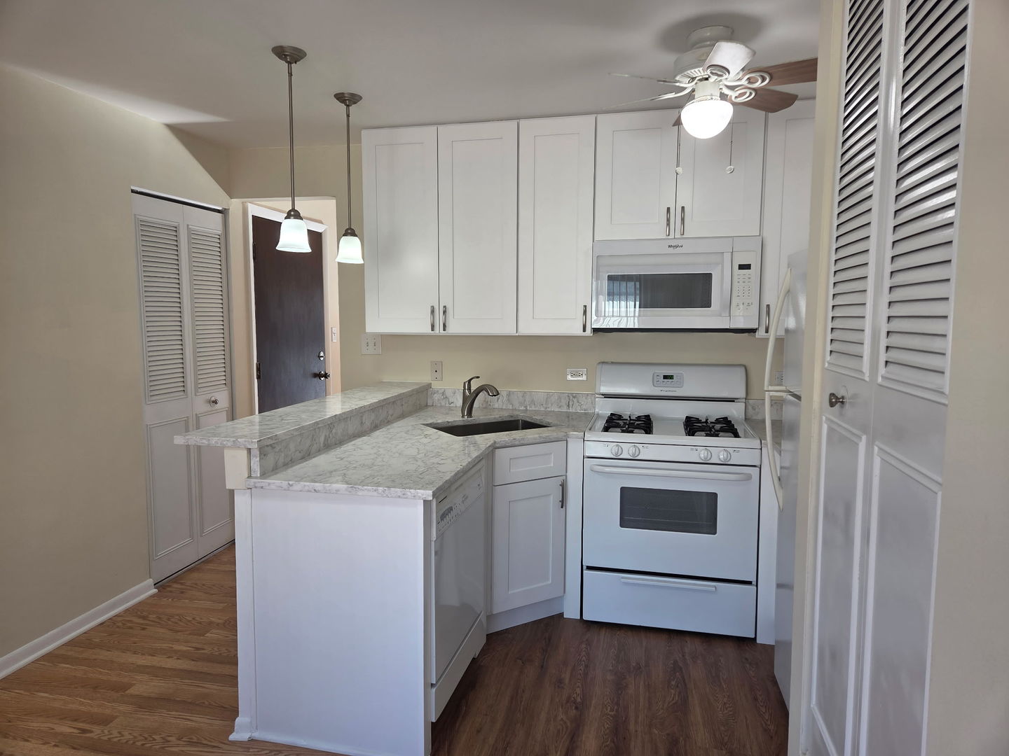 626 S Cass Avenue 2W