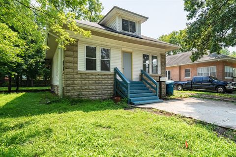Tiny photo for 804 N Walnut Street, Pontiac, IL 61764 (MLS # 12435651)