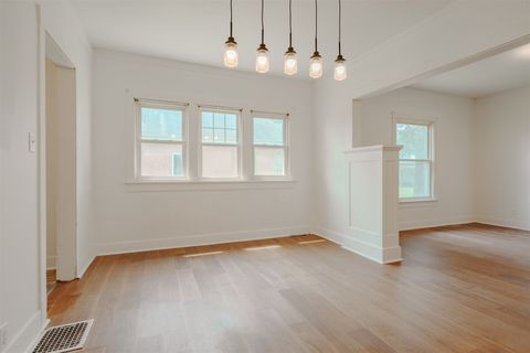 Tiny photo for 804 N Walnut Street, Pontiac, IL 61764 (MLS # 12435651)