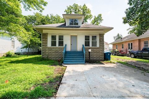 Tiny photo for 804 N Walnut Street, Pontiac, IL 61764 (MLS # 12435651)
