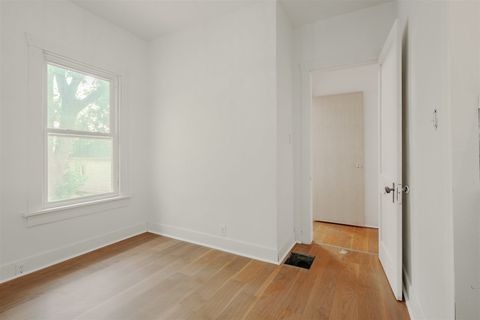 Tiny photo for 804 N Walnut Street, Pontiac, IL 61764 (MLS # 12435651)