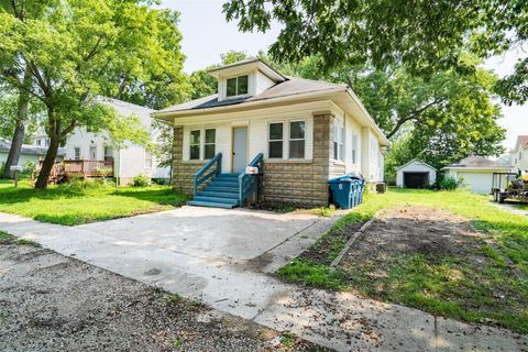Tiny photo for 804 N Walnut Street, Pontiac, IL 61764 (MLS # 12435651)