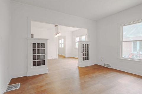 Tiny photo for 804 N Walnut Street, Pontiac, IL 61764 (MLS # 12435651)