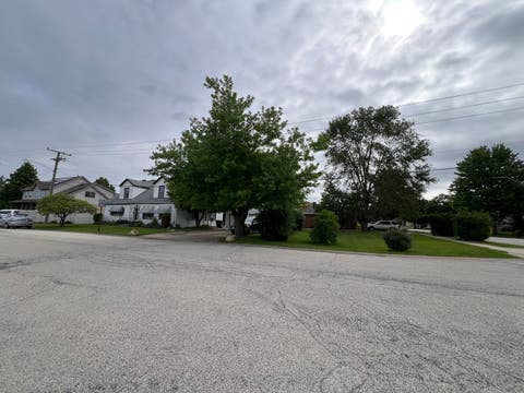 Tiny photo for 9615 Nottingham Avenue, Oak Lawn, IL 60453 (MLS # 12699524)