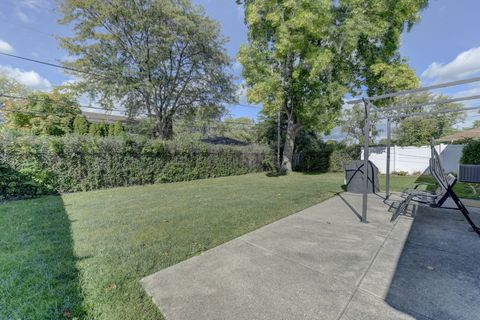 Tiny photo for 17032 University Avenue, South Holland, IL 60473 (MLS # 12487909)