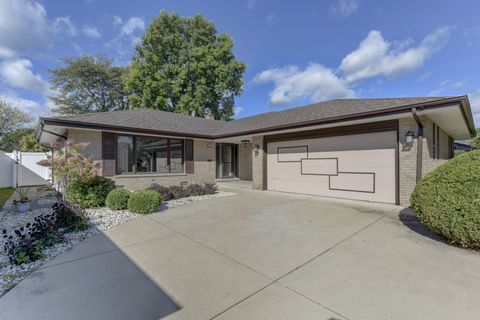 Photo of 17032 University Avenue, South Holland, IL 60473 (MLS # 12487909)
