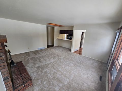 Tiny photo for 905 HICKORY Road, Woodstock, IL 60098 (MLS # 12568956)