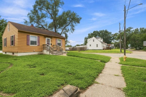 Tiny photo for 500 19th Avenue, Rock Island, IL 61201 (MLS # 12746042)