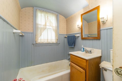 Tiny photo for 1409 Geneva Avenue, Rockford, IL 61108 (MLS # 12750641)