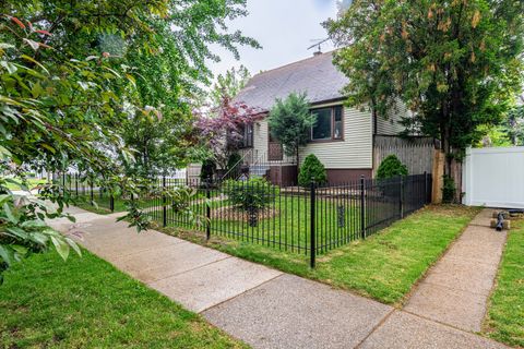 1502 N 34th Avenue Melrose Park IL 60160