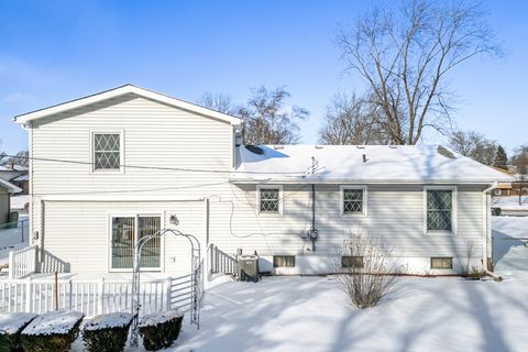 Tiny photo for 192 El Paso Lane, Carol Stream, IL 60188 (MLS # 12556371)