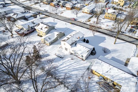 Tiny photo for 192 El Paso Lane, Carol Stream, IL 60188 (MLS # 12556371)