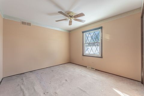 Tiny photo for 192 El Paso Lane, Carol Stream, IL 60188 (MLS # 12556371)