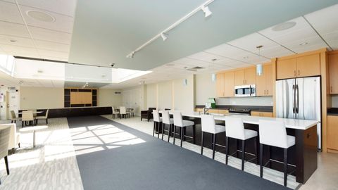 Tiny photo for 6007 N Sheridan Road #31J, Chicago, IL 60660 (MLS # 12434780)