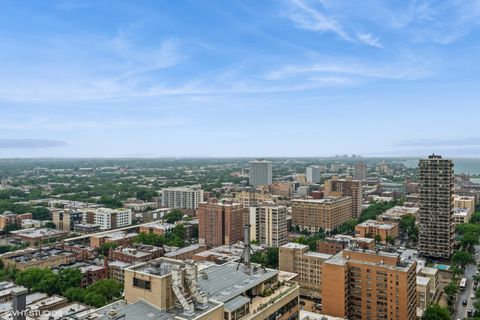 Tiny photo for 6007 N Sheridan Road #31J, Chicago, IL 60660 (MLS # 12434780)