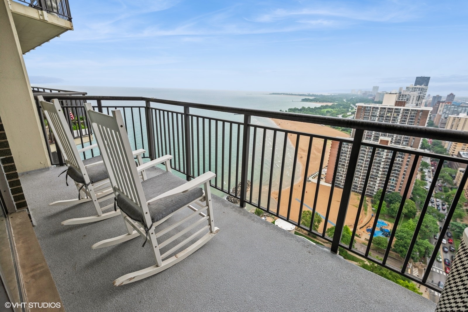 6007 N Sheridan Road 31J