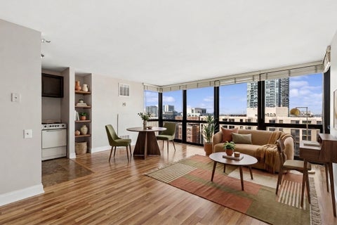 Tiny photo for 1122 N Clark Street #2102, Chicago, IL 60610 (MLS # 12733083)