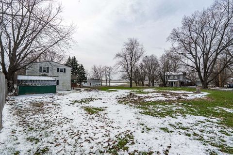 Tiny photo for 202 E Jones Street, Secor, IL 61771 (MLS # 12594748)