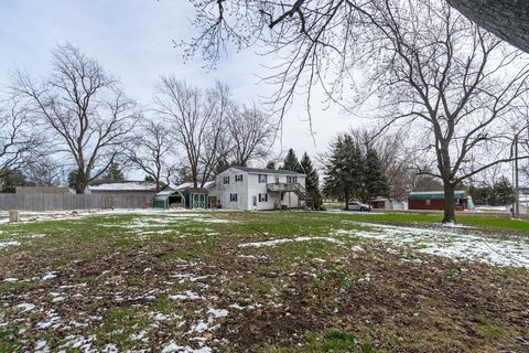Tiny photo for 202 E Jones Street, Secor, IL 61771 (MLS # 12594748)