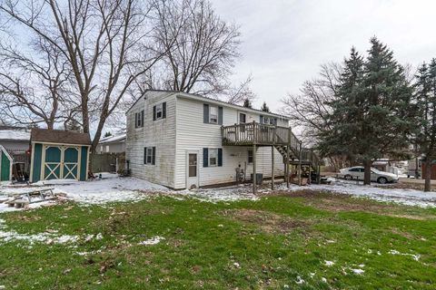 Tiny photo for 202 E Jones Street, Secor, IL 61771 (MLS # 12594748)