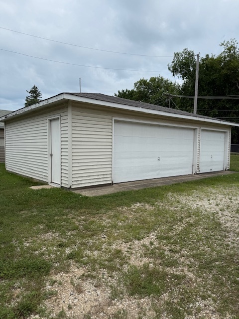 25030 W Lake Shore Drive