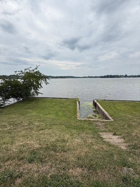25030 W Lake Shore Drive