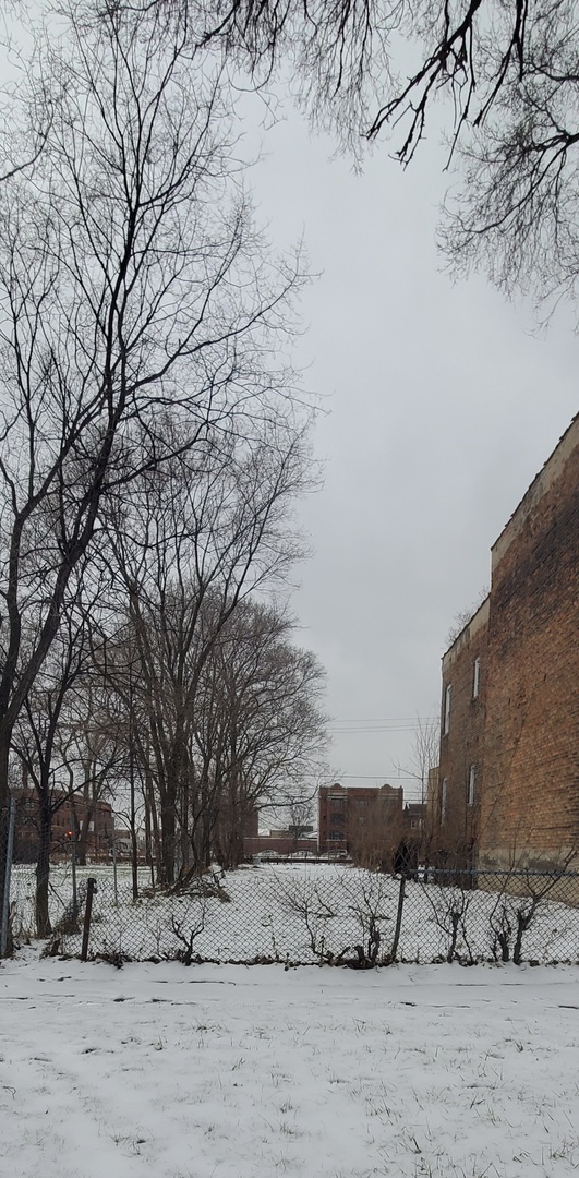 5254 S Indiana Avenue