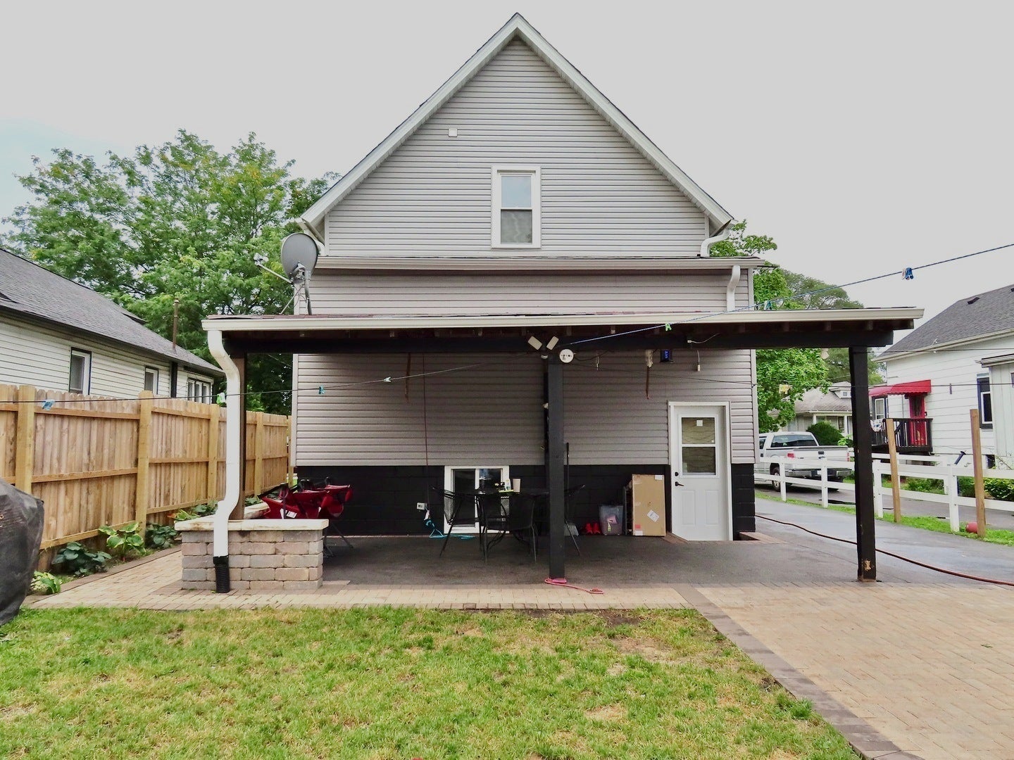 714 S Joliet Street