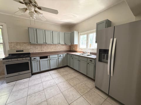 Tiny photo for 1413 Wisconsin Avenue, Berwyn, IL 60402 (MLS # 12548079)