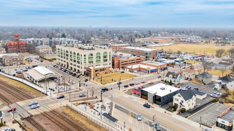 Tiny photo for 520 S Wheaton Avenue, Wheaton, IL 60187 (MLS # 12569277)