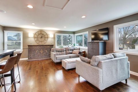 Tiny photo for 520 S Wheaton Avenue, Wheaton, IL 60187 (MLS # 12569277)