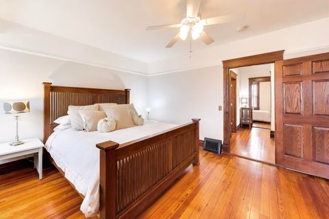 Tiny photo for 520 S Wheaton Avenue, Wheaton, IL 60187 (MLS # 12569277)