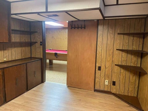 Tiny photo for 852 Tonne Road, Elk Grove Village, IL 60007 (MLS # 12663837)