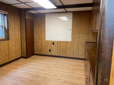 Tiny photo for 852 Tonne Road, Elk Grove Village, IL 60007 (MLS # 12663837)