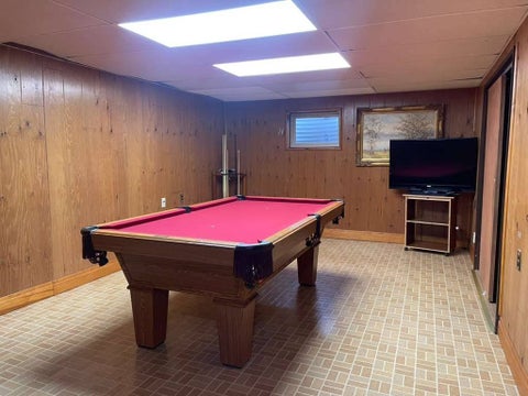 Tiny photo for 852 Tonne Road, Elk Grove Village, IL 60007 (MLS # 12663837)