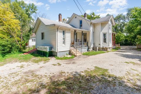 Tiny photo for 515 N Broadway Street, Joliet, IL 60435 (MLS # 12467408)