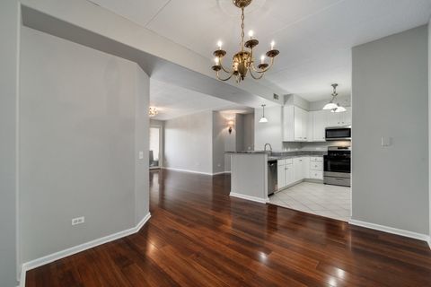 Tiny photo for 1731 Pavilion Way Way #405, Park Ridge, IL 60068 (MLS # 12593167)