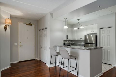 Tiny photo for 1731 Pavilion Way Way #405, Park Ridge, IL 60068 (MLS # 12593167)