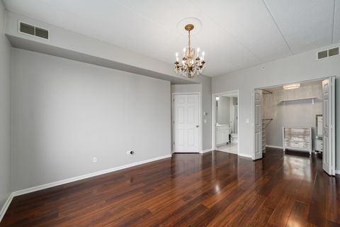 Tiny photo for 1731 Pavilion Way Way #405, Park Ridge, IL 60068 (MLS # 12593167)